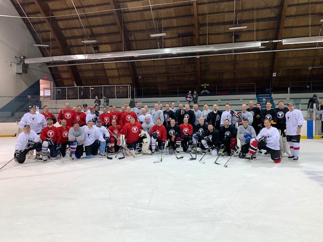 Red Team: Gabe DeMartin, Mike Bedard, Dave Grant, Garth Fondo, Matt Piselli, Dan Larche, Chris Munroe, Chris Merkle, Tom Farrell, Jason Bresleau, Dan Rutowitz, Sean Fitzgerald, Steve Geltman and Dan Geary. White team: Andrew Gavin, Paul Tobin, AJ Boucher, Dennis Serocki, Dana Bureau, Brian Walsh, Doug Herman, Marc Rosenfeld, Sean Ottinger, Paul Melle, Dave Gagin, Tim Messer and Tim McDevitt. Black Team: Mike Kelley, Tim Klaus, Paul Ward, Pete Warren, Scott McKechnie, Greg Williams, George Brouliette, Mike D