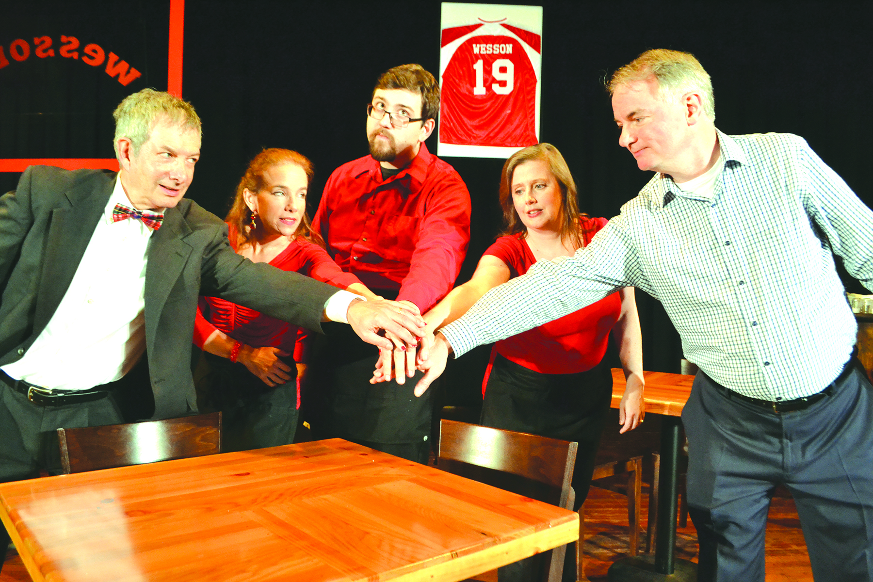 Huddle up from Dinner Conversations: Arnie Pollinger, Katy Shander-Reynolds, Mark Prokes, Lynda Slocomb and Joe White